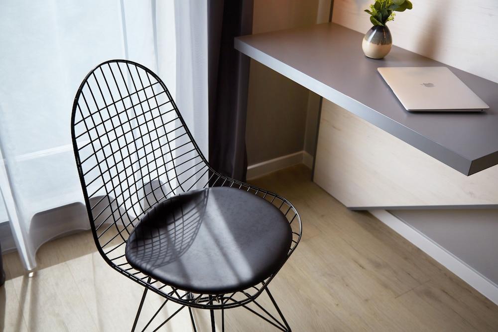 Holiday Inn - the niu, Hub Dusseldorf Messe by IHG