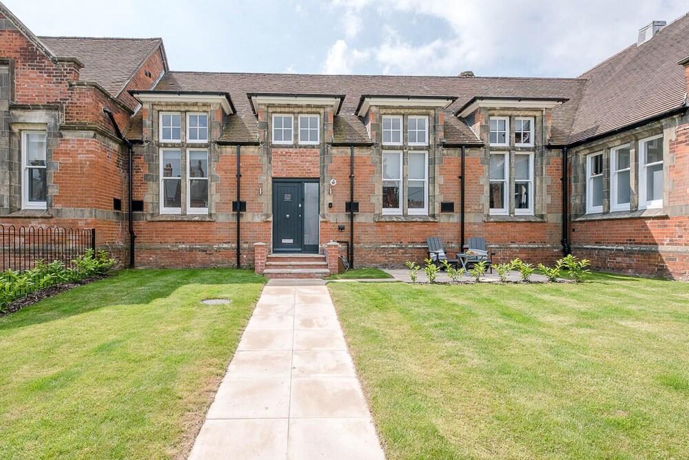 4 The Old Grammar School, Leiston