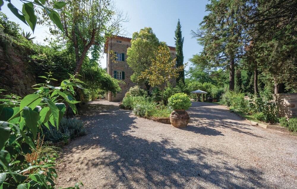 Villa Ferranti