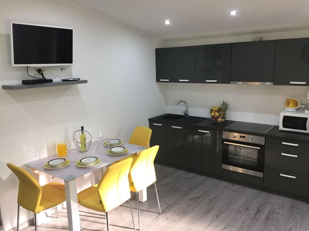 Sunflower-beautiful Modern Apt. w. Terrace&garden