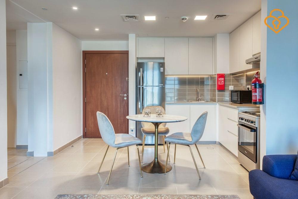 1 B/R Apt 411 Hayat Boulevard Townsquare