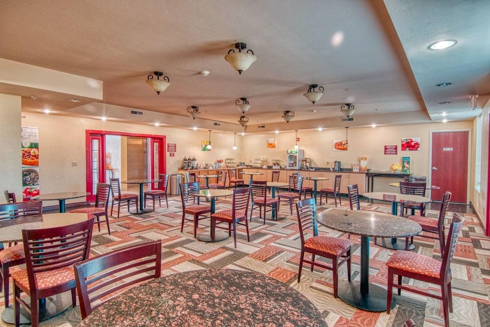 Express Inn & Suites