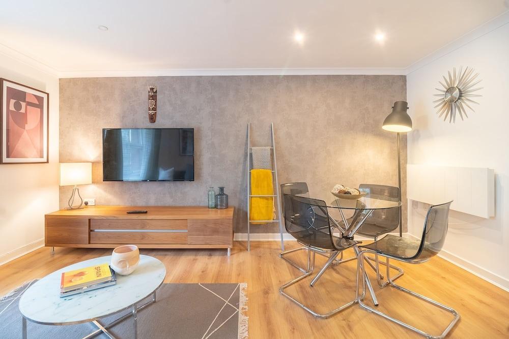 Glasgow Green - Turnball Street