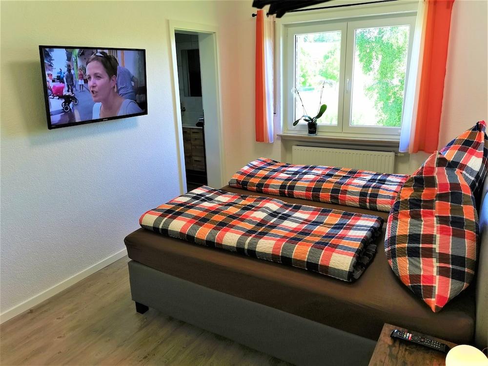 Speedy's Bed & Breakfast