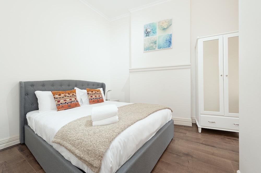 Stunning Sydney Home 1