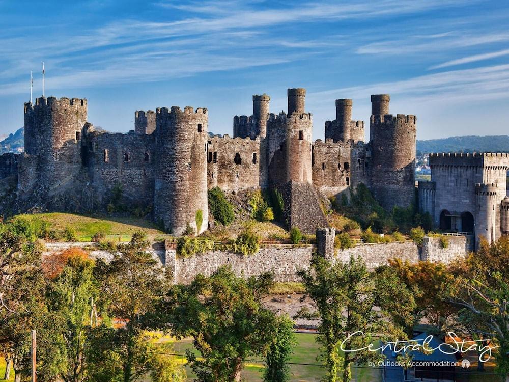 The Lower Gathering - Town Centre - Sleeps Up To 10