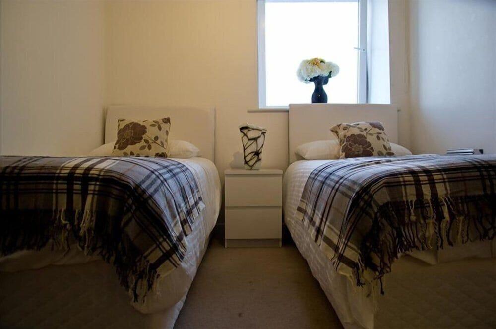 Icon Becket Apartment