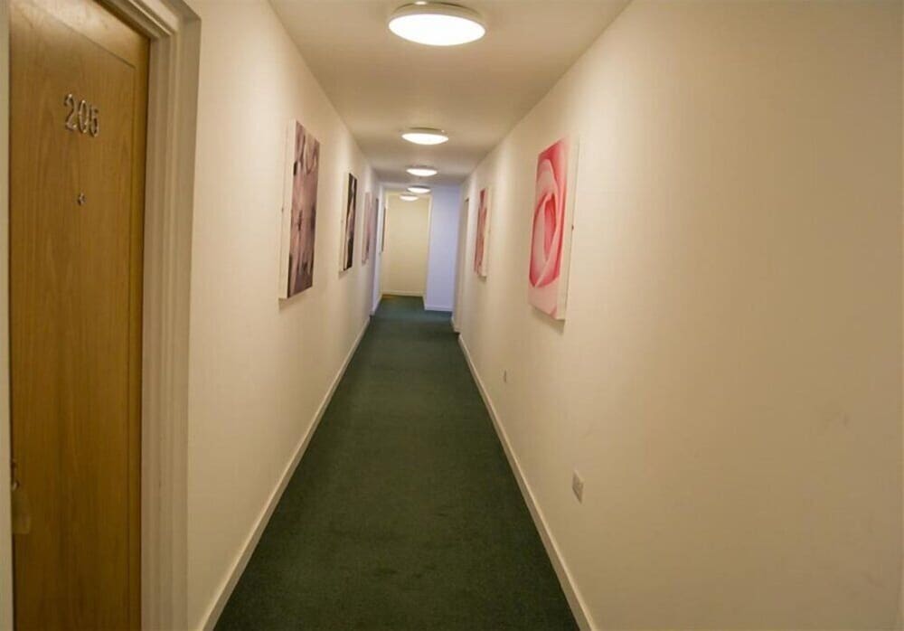 Icon Becket Apartment