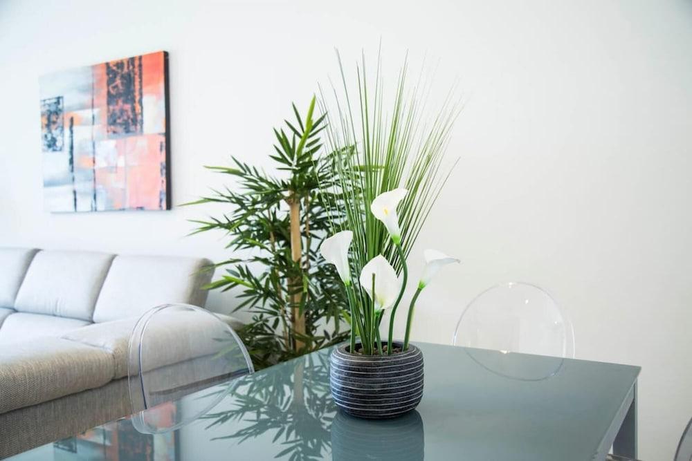 R Sidence Malaga Luxe et Confort La Marsa