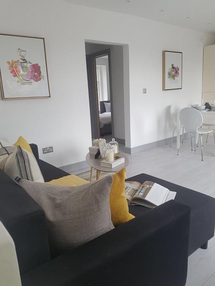 Icon Mews Southend Apartments