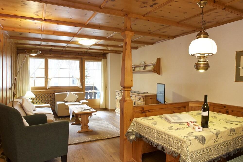 Haus Dent Blanche Apartment Castor