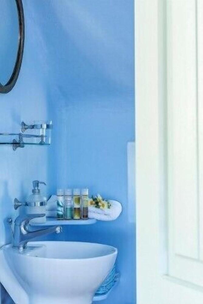 Green Windmill Villa