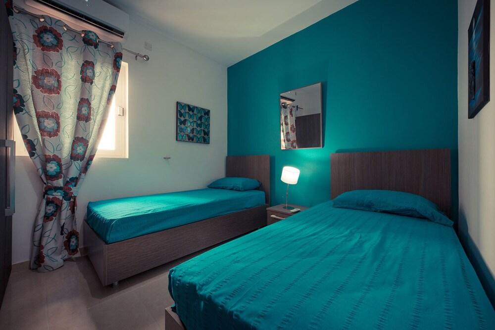 Luxury Apartment Close to the Sea