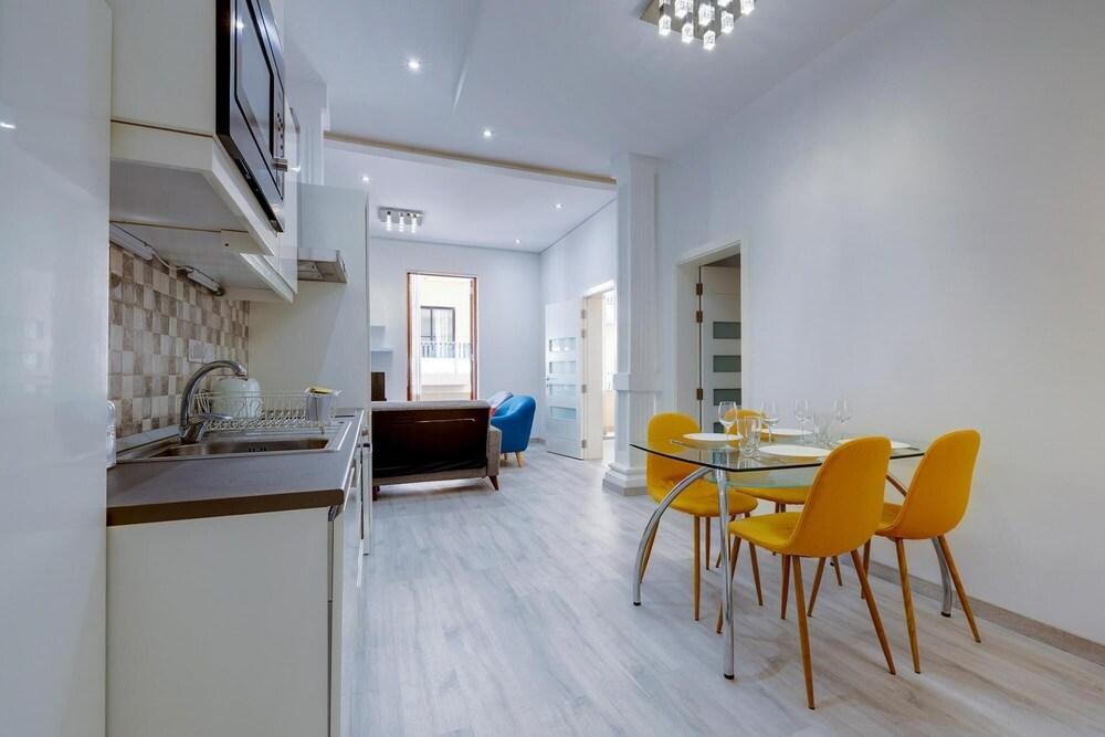 Modern Apartment in the Best Area of Sliema