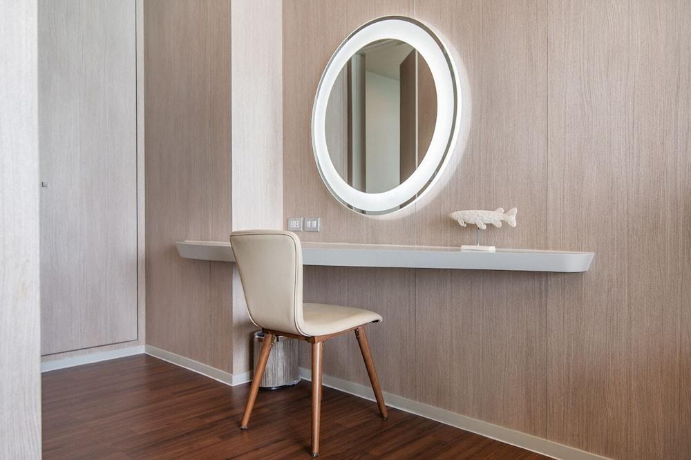 Movenpick Residence Beach Access 2BR