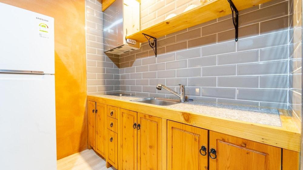 Jeju Bijasupgil15 Pension