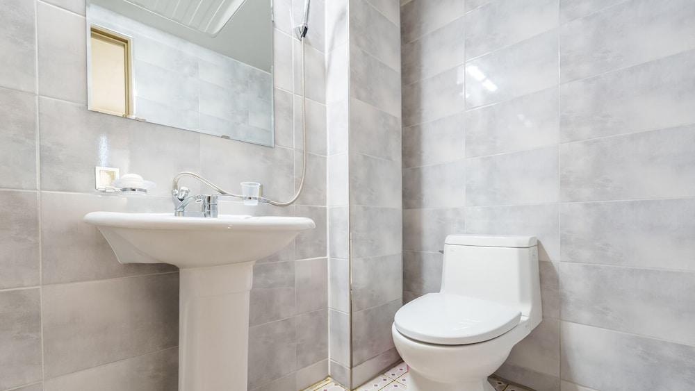 Taean Jiyu Ne Pension