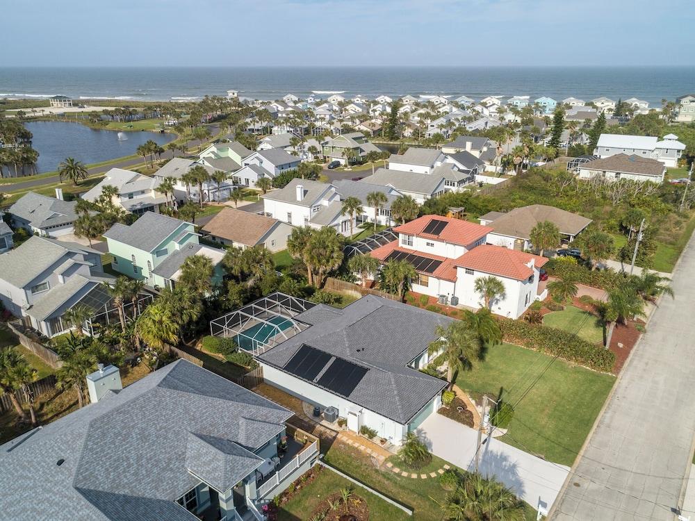 Complete Searenity by Distinctive Beach Rentals