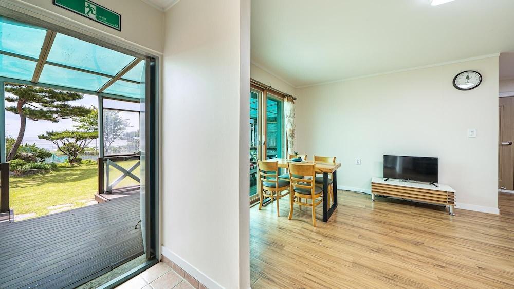 Ganghwa Nakjo Tema spa Pension