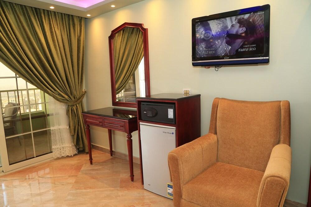 Helnan Nile Island Hotel