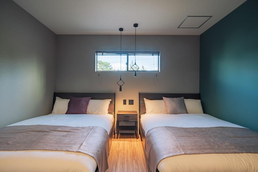 Urban Villa Resort ILILANI