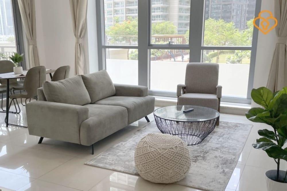 Downtown Dubai Claren Tower 2 One Bed