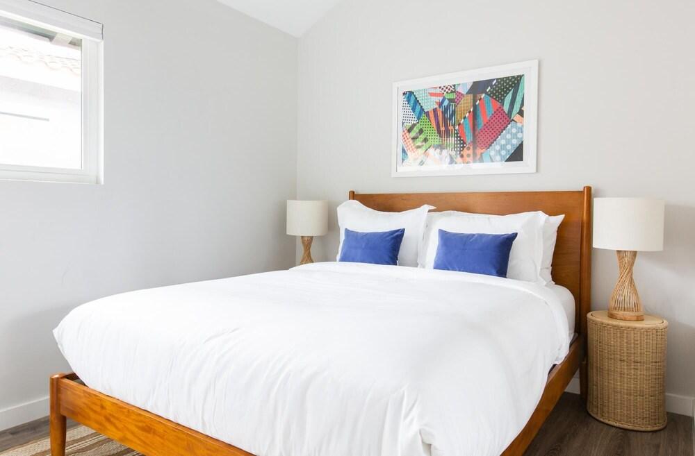 La Jolla Blvd 1 - Hamilton I