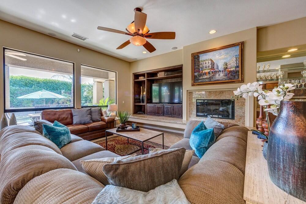 Sojourn - Aurora in Indio