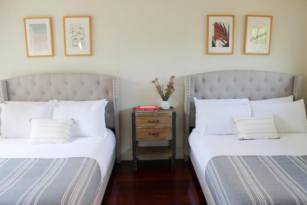 PCH 6 Bluff in Malibu