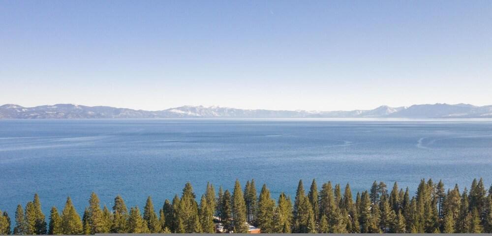 N Village Dr Criterion 29 - Flurry