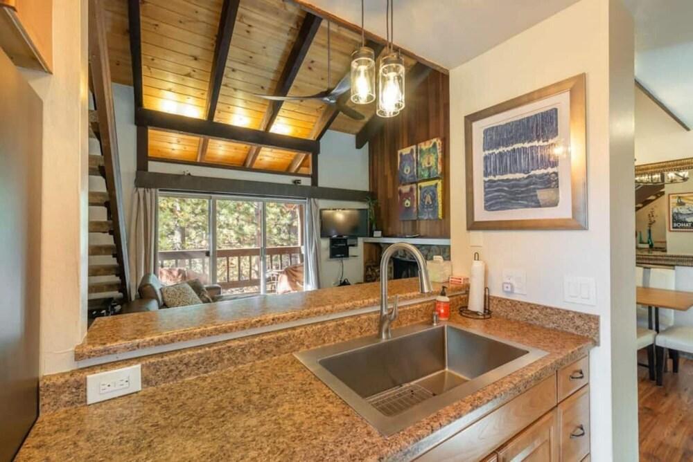 North Lake Blvd Criterion 3 - Pinegrove