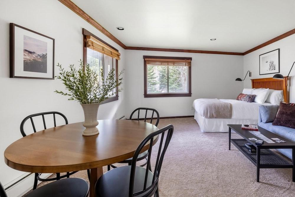 Main Gore - Bighorn in Vail