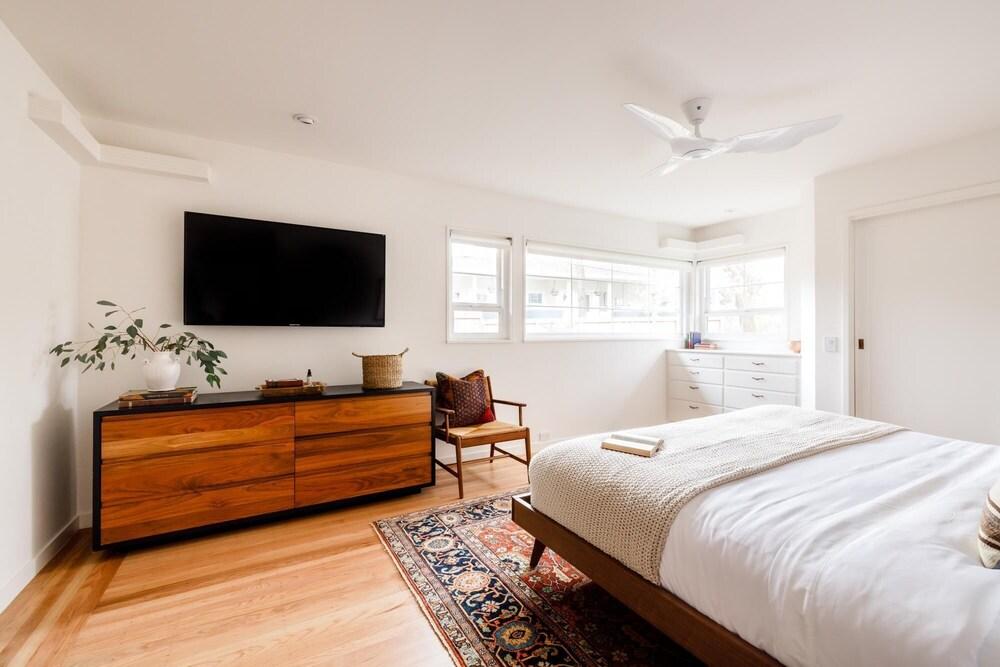 Country Club 2 - Marquee