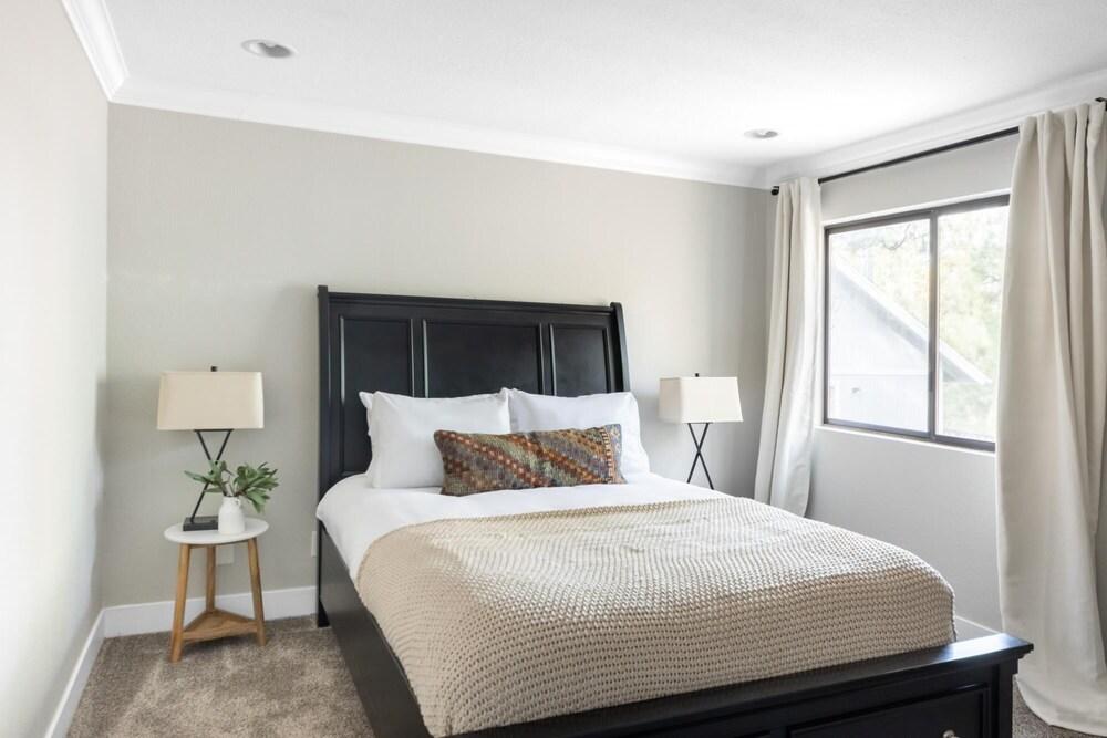 Bluebird Ct - Starling