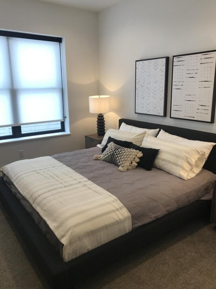 Coopers Collection 39 - Rossie Hill Hideaway