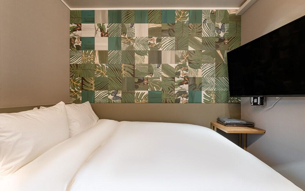 Sinchon Number 25 Sinchon Branch