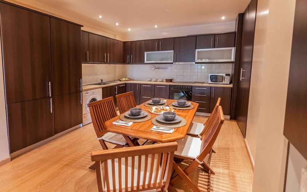 Danai's Secluded Paradise - Azure Coastal Dreams