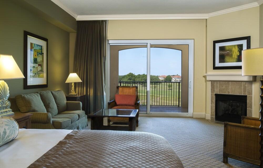 Luxury Condos in Myrtle Beach By VRHost