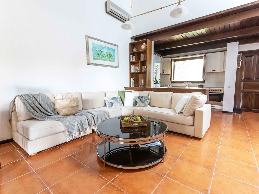 Sparkling Sani Getaway - Nefeli's Summer Paradise