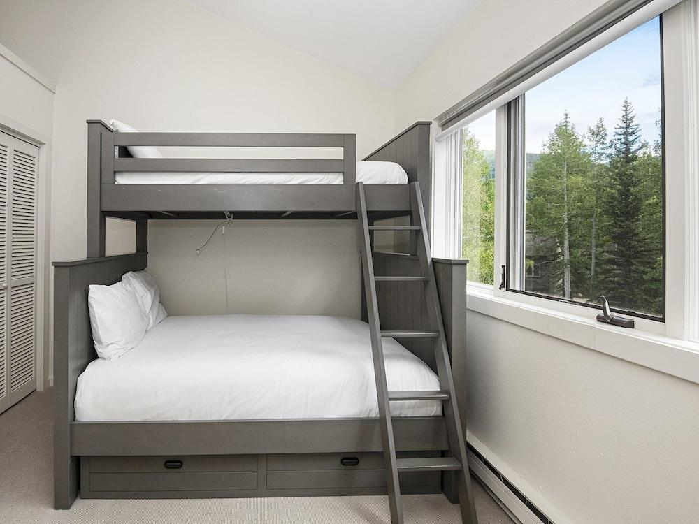 Coldstream Townhome 7