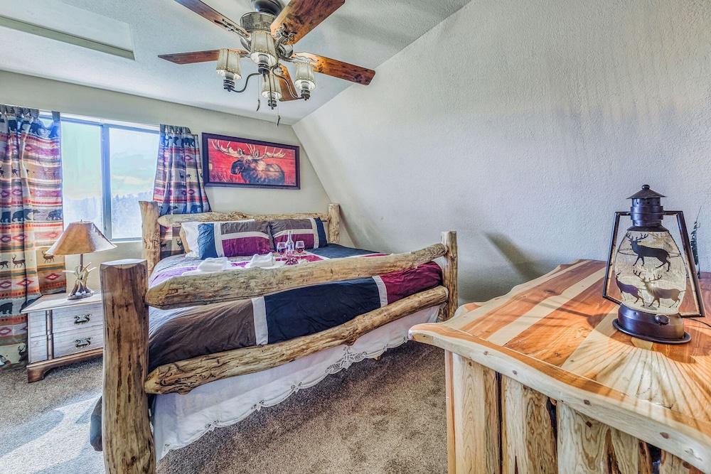 Mama Bear's Den by Ruidoso Vacation Rentals