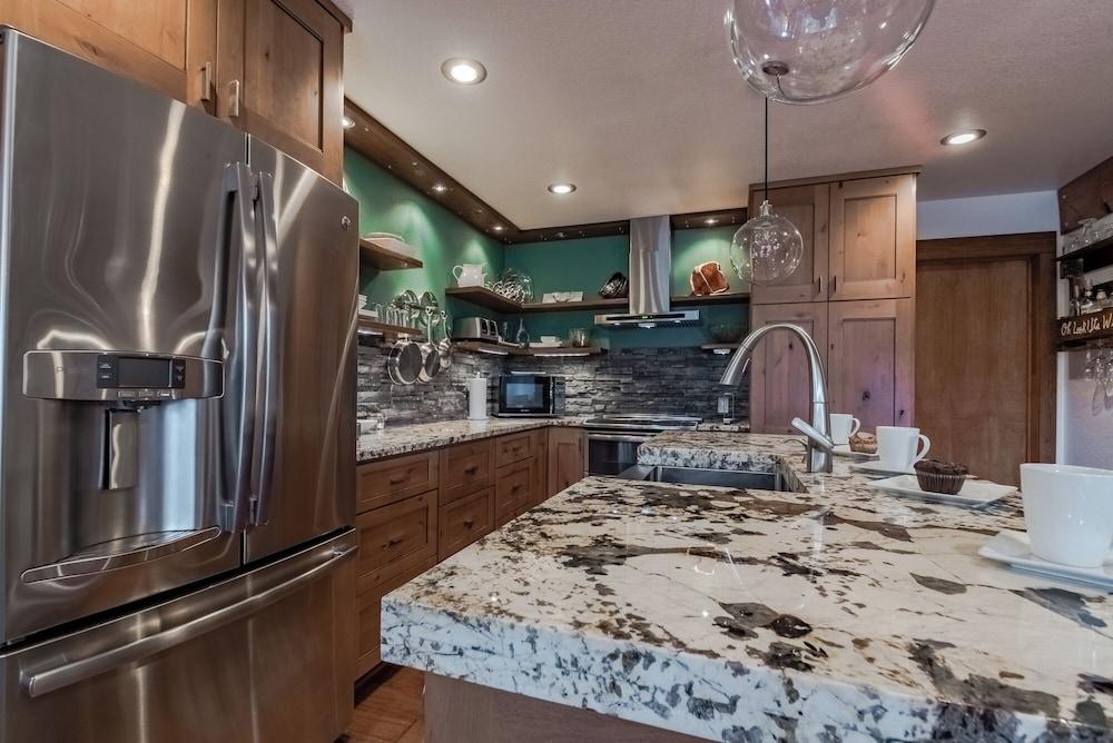 High Loop by Ruidoso Vacation Rentals