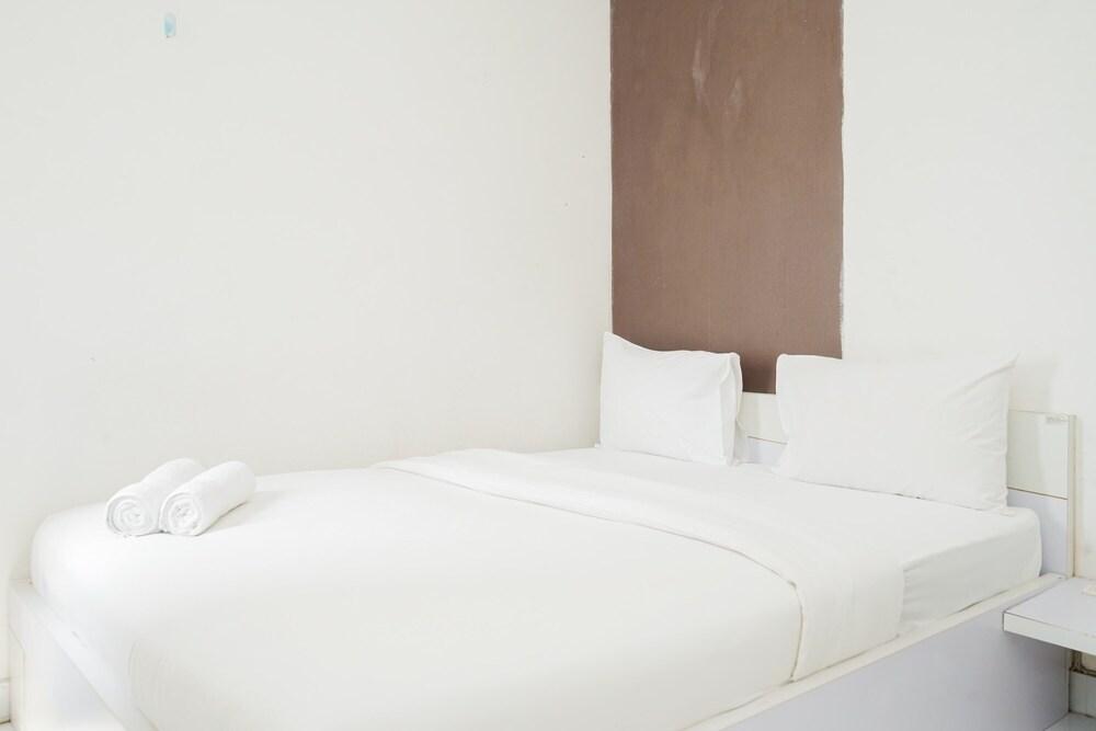 Comfort Studio Apartment (No Kitchen) At Aeropolis Residence