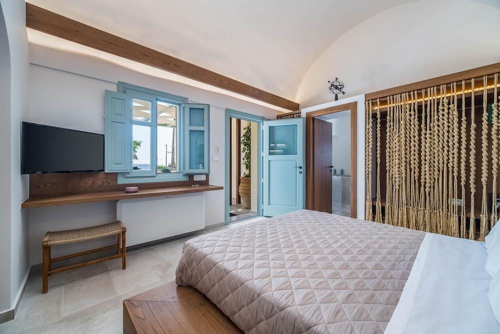 Villa Katerina -3 Villas&Private Jacuzzi