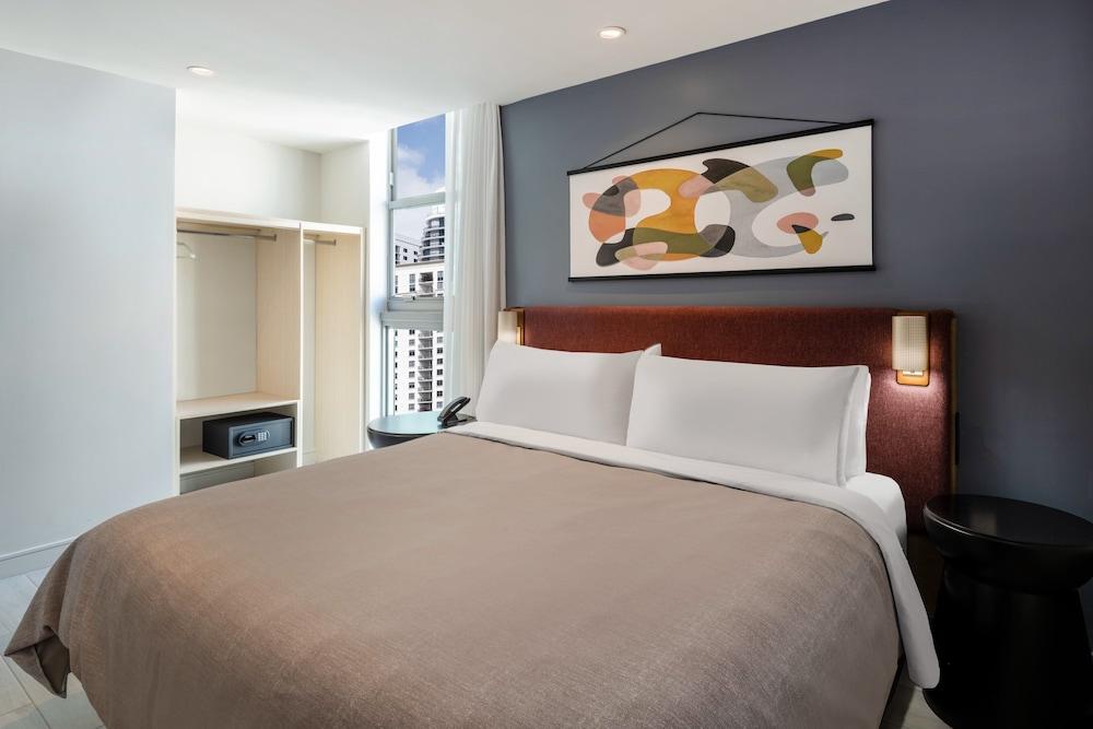Atwell Suites Miami Brickell by IHG