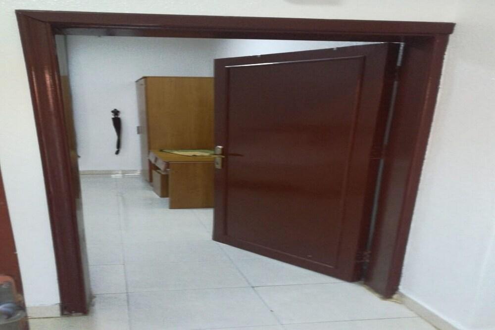 OYO 577 Saida Villas