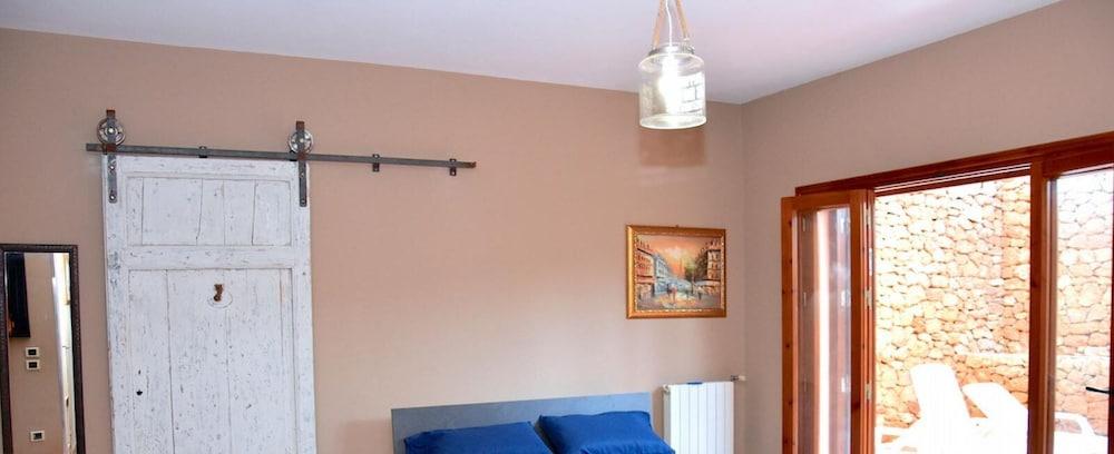 Villa Aurora, Private Pine Forest, Barbecue, Solarium