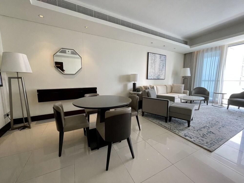 Fabulous 1 Bedroom in Address Downtown