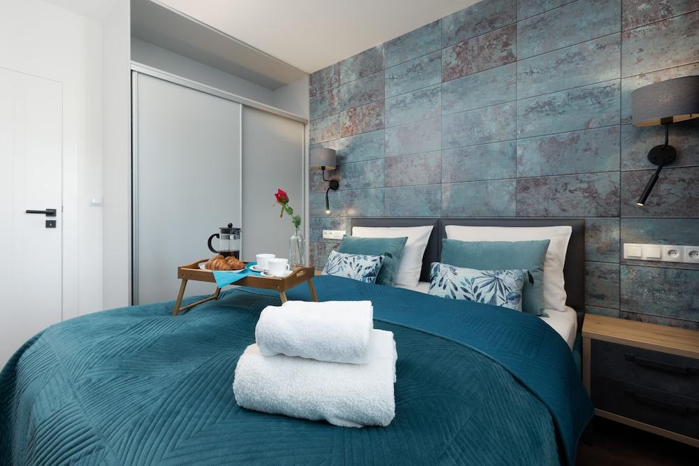 Cztery Pory Roku by Renters