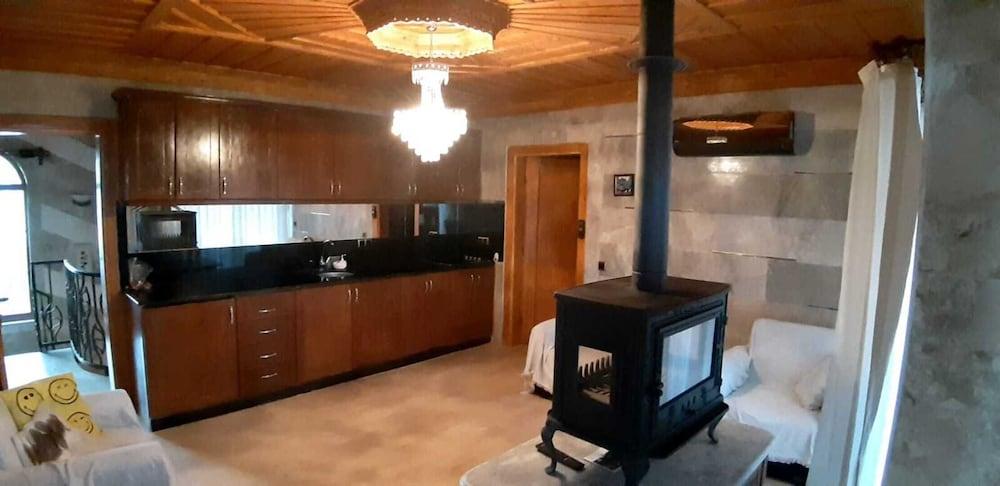 Stunning 10 Bedroom Villa in Dalyan